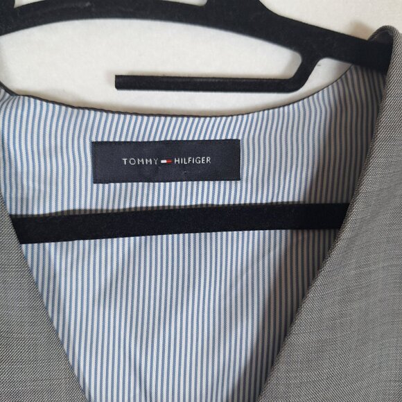 Tommy Hilfiger gray suit vest size medium - Picture 4 of 6